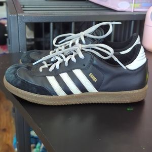 Adidas Samba size 5 mens/ 7 womens